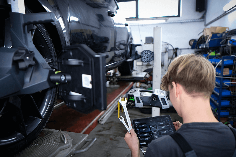 Auto-Technik-Pfingstl-Hero-3